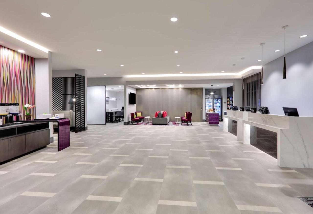 Homewood By Hilton Irvine Spectrum Forest Hotel 3*