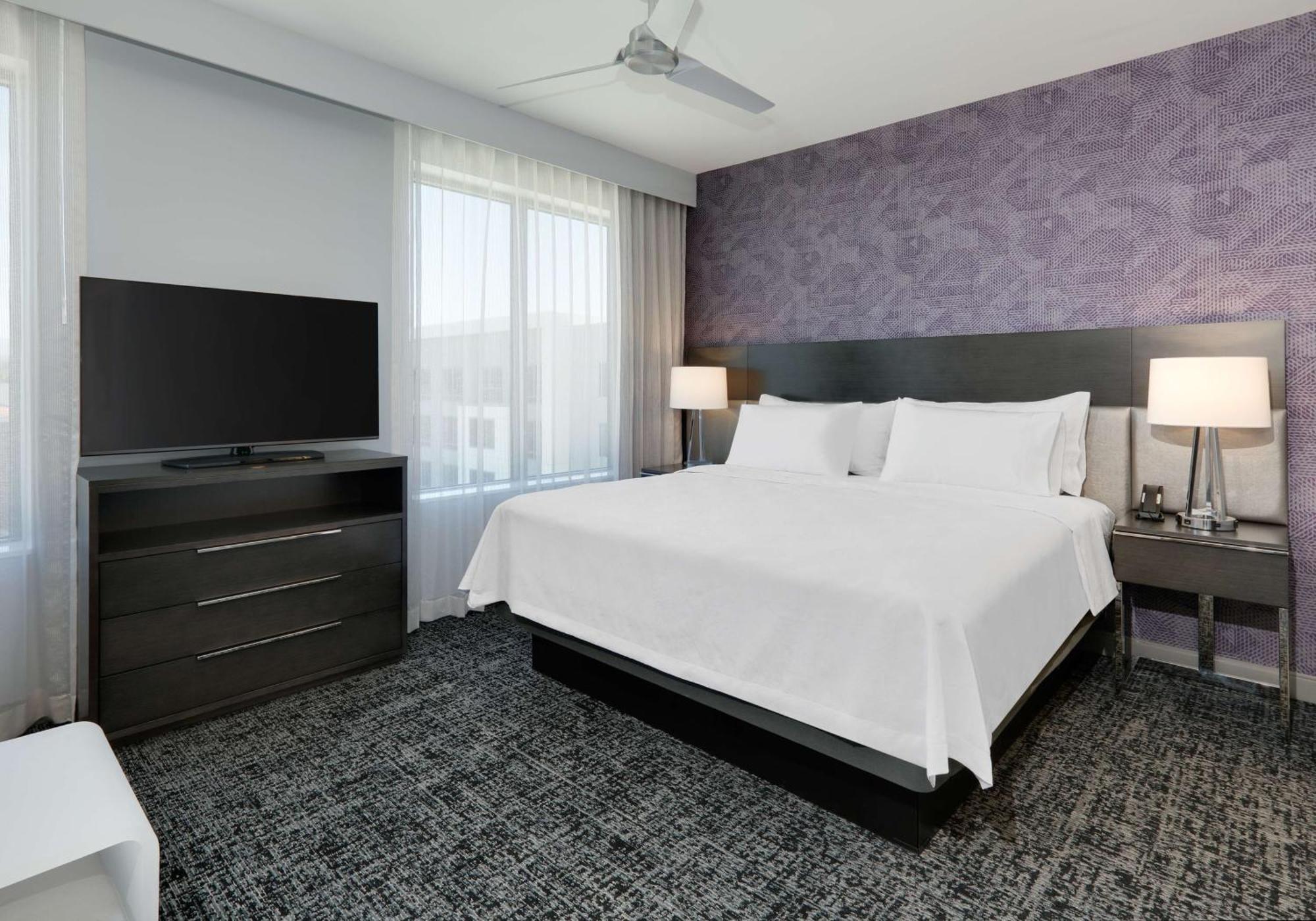 Hotel Homewood By Hilton Irvine Spectrum Forest 3*